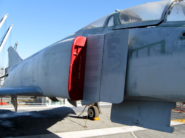 Phantom_03.JPG - Air intakes have movable ramps to regulate airflow to the engines at supersonic speeds